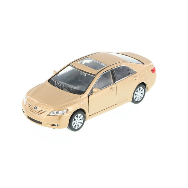 Toyota Camry, Gold Welly 42391 4.5' Long Diecast Model Toy Car