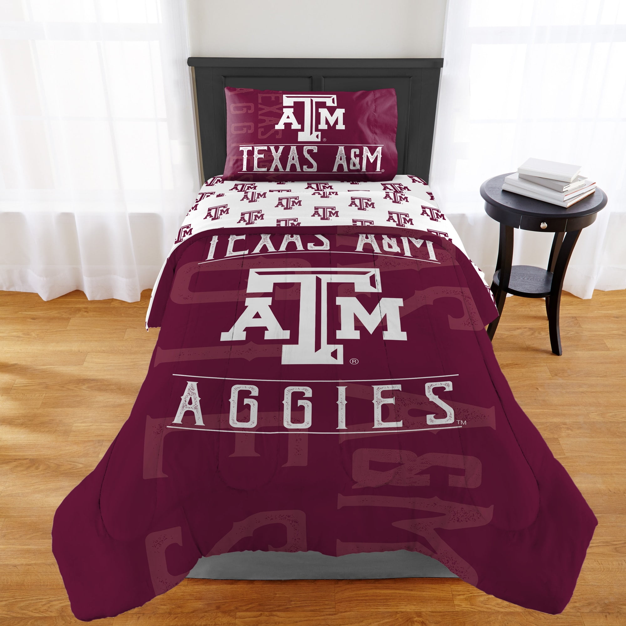 NCAA Texas A&M Aggies "Affiliation" Twin/Full Comforter