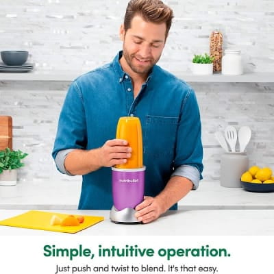 Licuadora Personal Nutribullet el original de 900 w Morado
