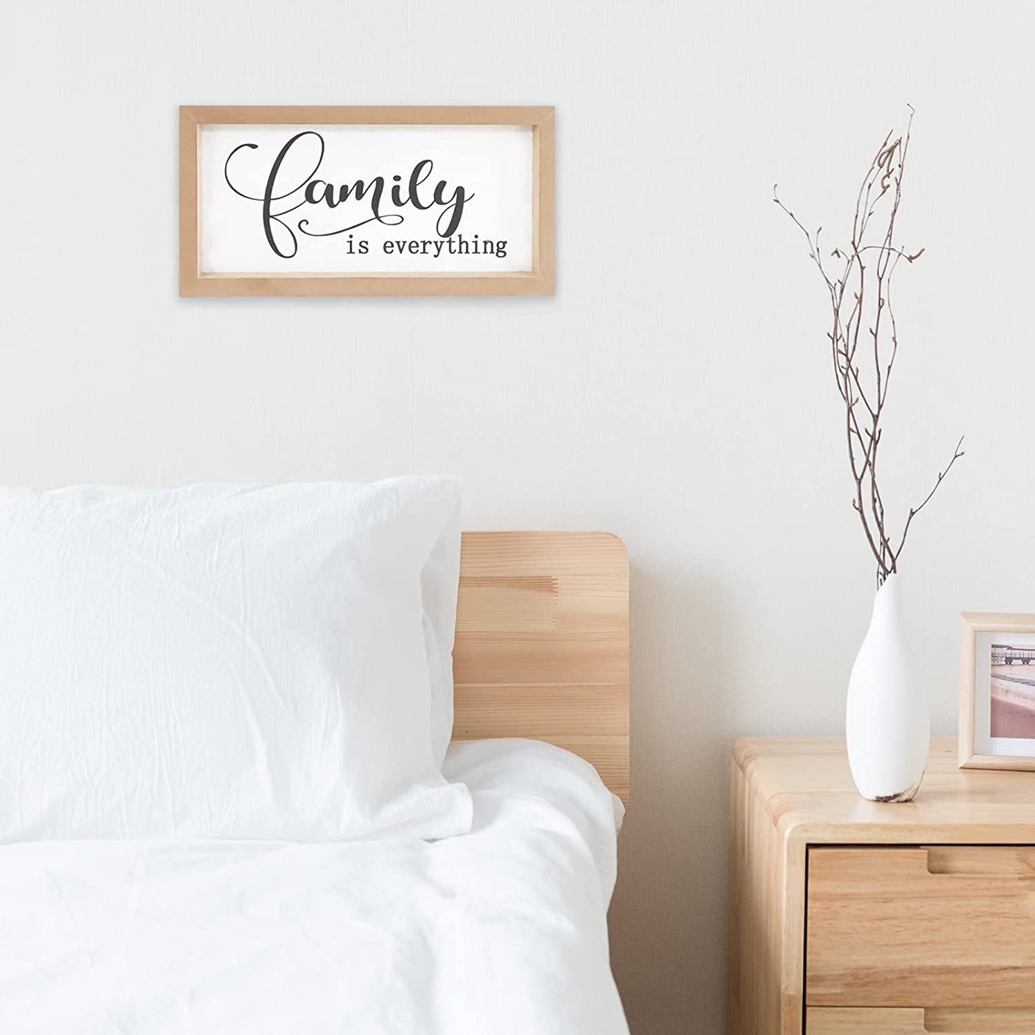 Family Signs for Home Decor, Wooden Frame Signs for Wall Decor, Printed Rustic Plaque, Farmhouse Wall Hanging Art for House Living Room Bedroom Kitchen Table Shelf Decoration