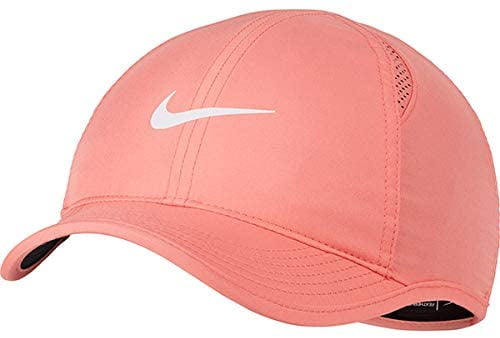 red nike hat womens