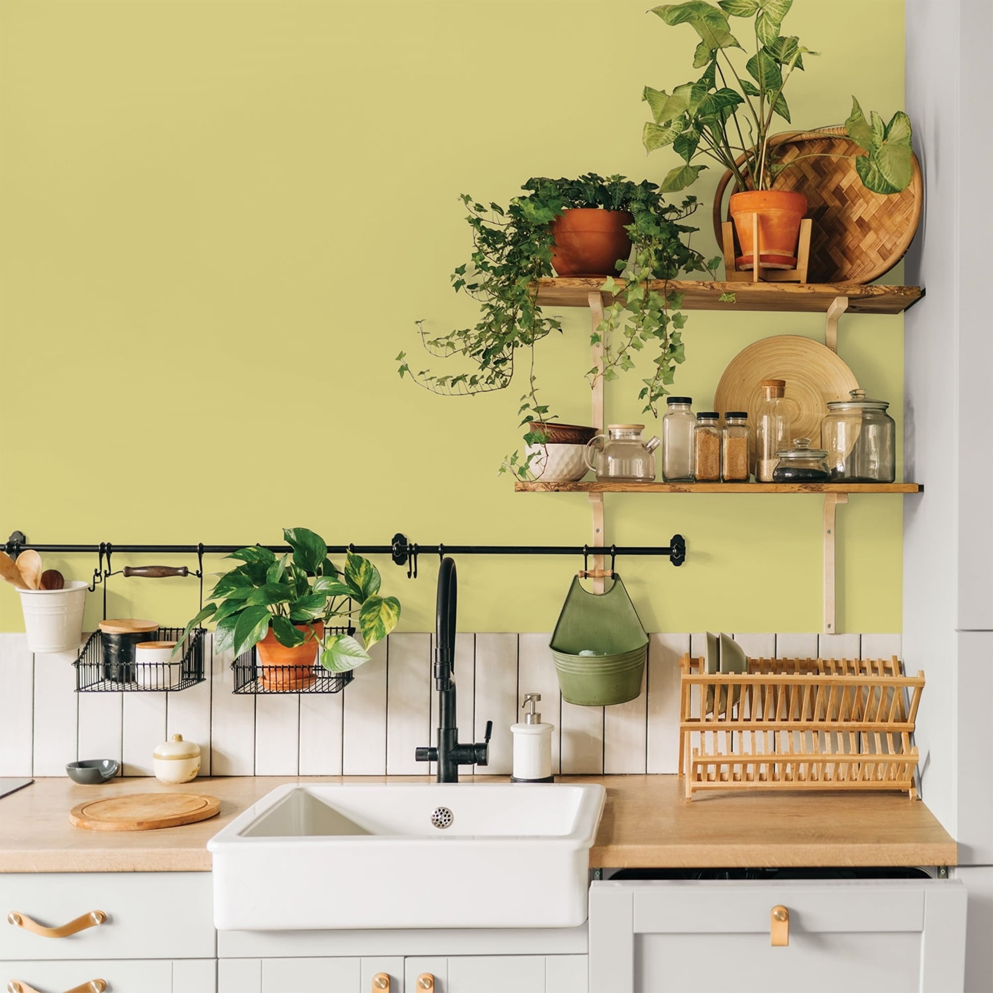 Glidden HEP Serene Scene / Green, Eggshell Interior Paint with Primer, 1 Quart