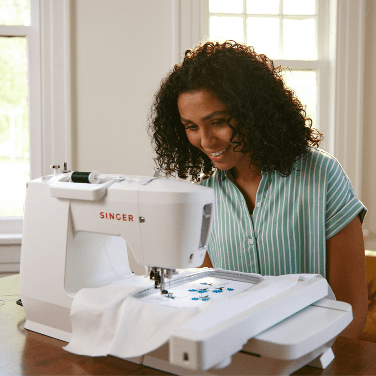 洋書 Handmade in India Janome Memory Craft 9000 Computerized Sewing Machine for
