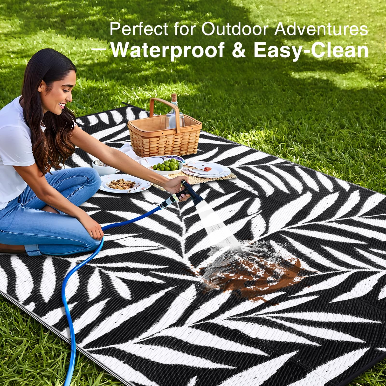 Smiry Outdoor Rugs 8x10, Waterproof Plastic Straw Indoor Outdoor Mat for Patio, RV Camping, Deck,Porch, Black & White