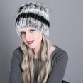 thumbnail image 2 of Bonnet à Fourrure de Couleur Contrastante pour Femmes Hiver avec Patchwork, 2 of 4