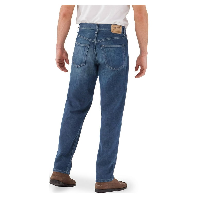 Signature by Levi Strauss & Co.® Men's Relaxed Fit Jeans