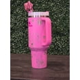 thumbnail image 3 of Vaso Stanley Winnie the Pooh de 40 Oz | Pooh, Eeyore, Piglet y Más, Botella de Agua Rosa Peonía, con Grabado Láser Personalizado, Envoltura Completa, obsequio para Ella (No Incluye Lazo), 3 of 10