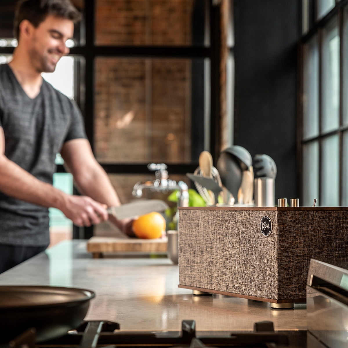 Klipsch Heritage Wireless The Three II Tabletop Stereo System (Walnut)