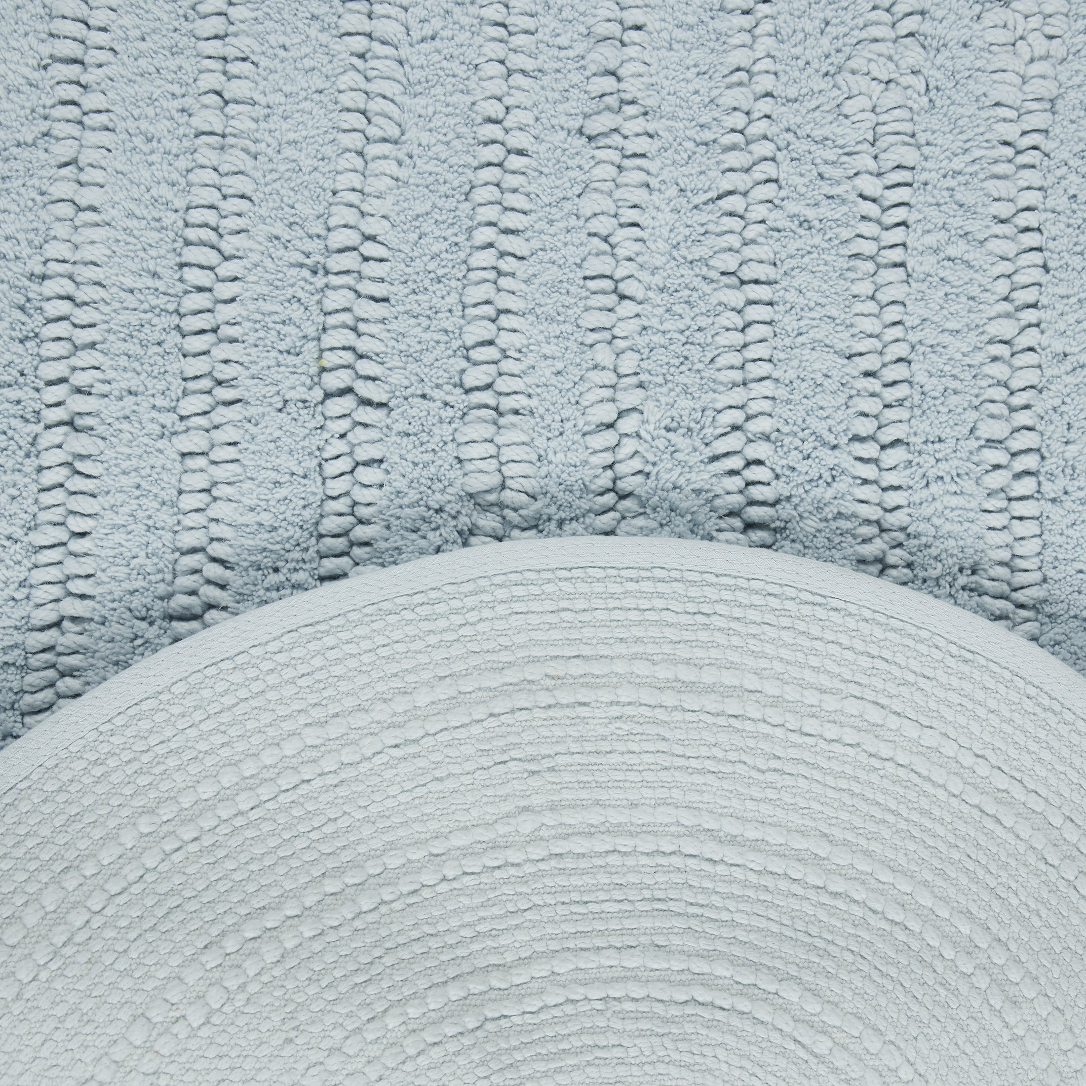 Beautiful Oval Cotton Bath Rug by Drew Barrymore, Winter Sky, 20" x 34"