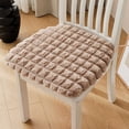 thumbnail image 1 of Cojín de asiento con flores de seda Lisbinx | 40 x 40 cm de grosor, suave y cómodo, para oficina, hogar y dormitorio | Cojín de taburete relleno de espuma EVA con un soporte cálido y confortable, 1 of 7