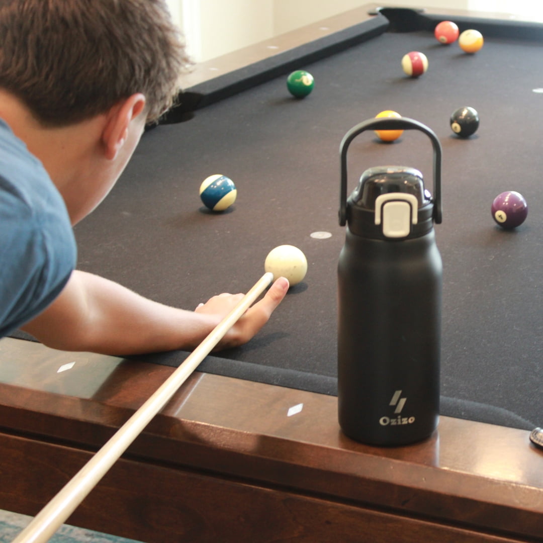 Ozizo 44oz Insulated Reusable Bottle with Straw, One-Click Flip Lid, and Handle, 2 Bottles