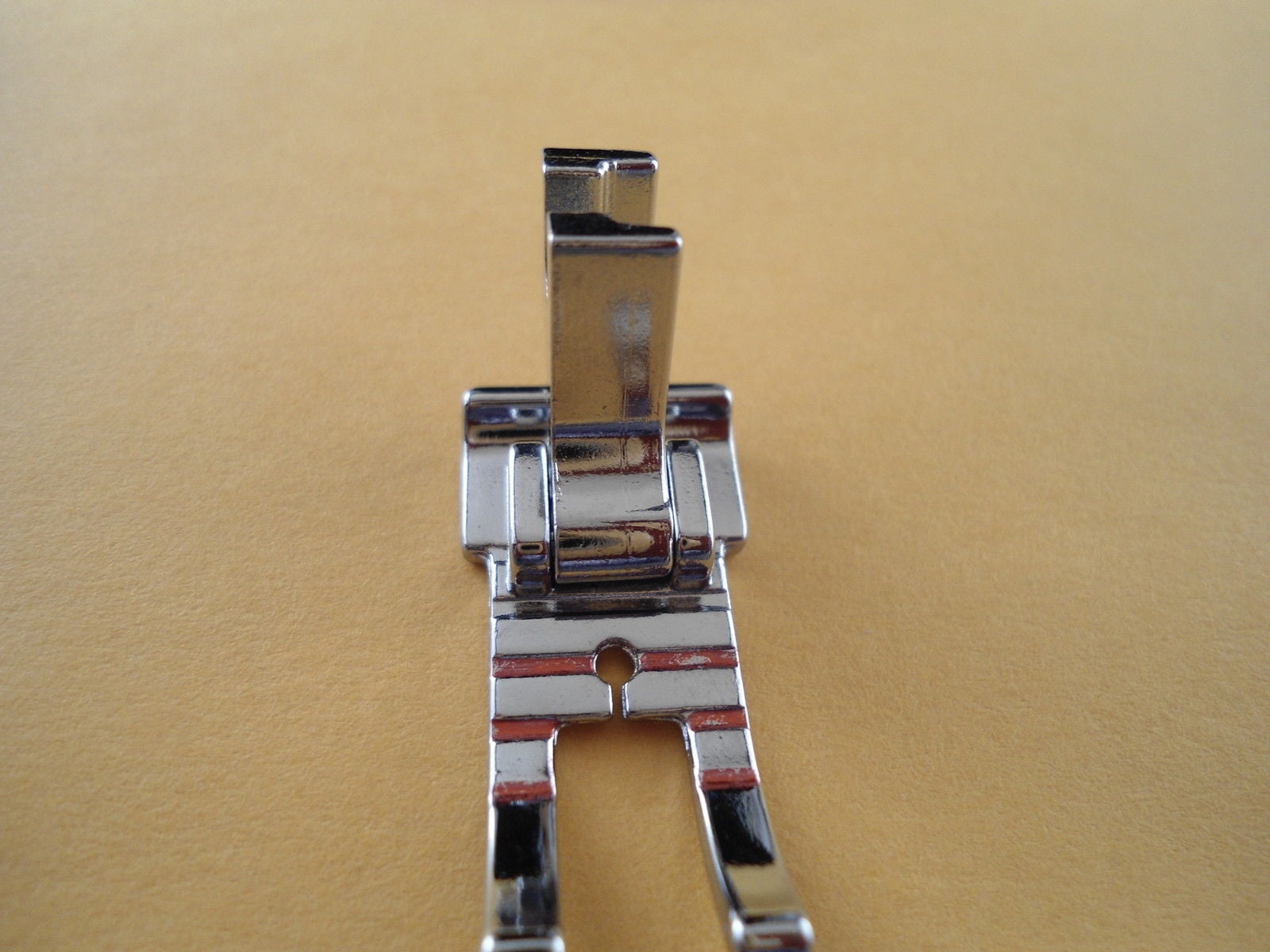 1/4" Metal Patchwork Quilting Foot Singer Featherweight 221, 222 Other