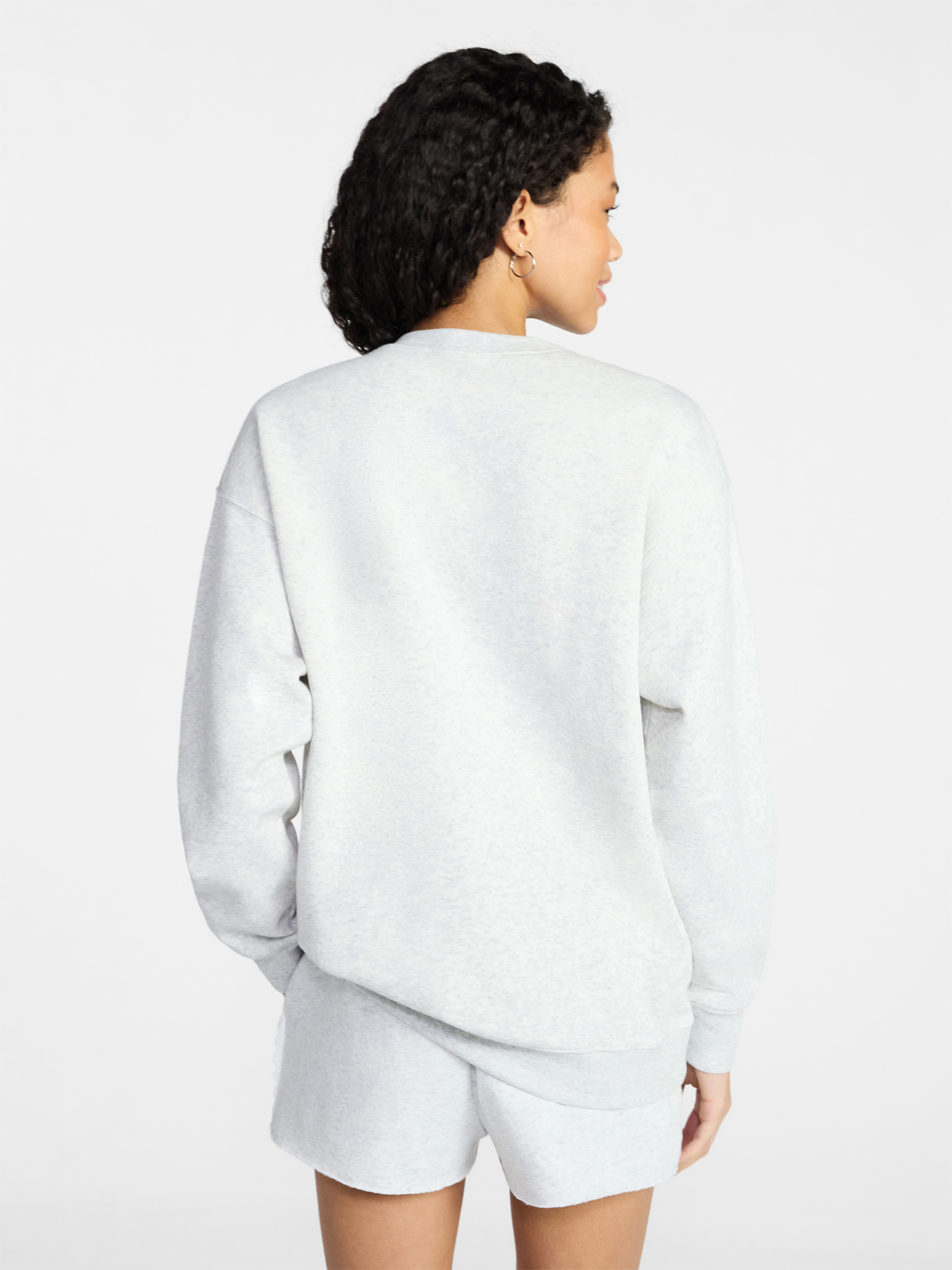 No Boundaries Oversized Graphic Sweatshirt, Midweight, Women's XXS-XXL