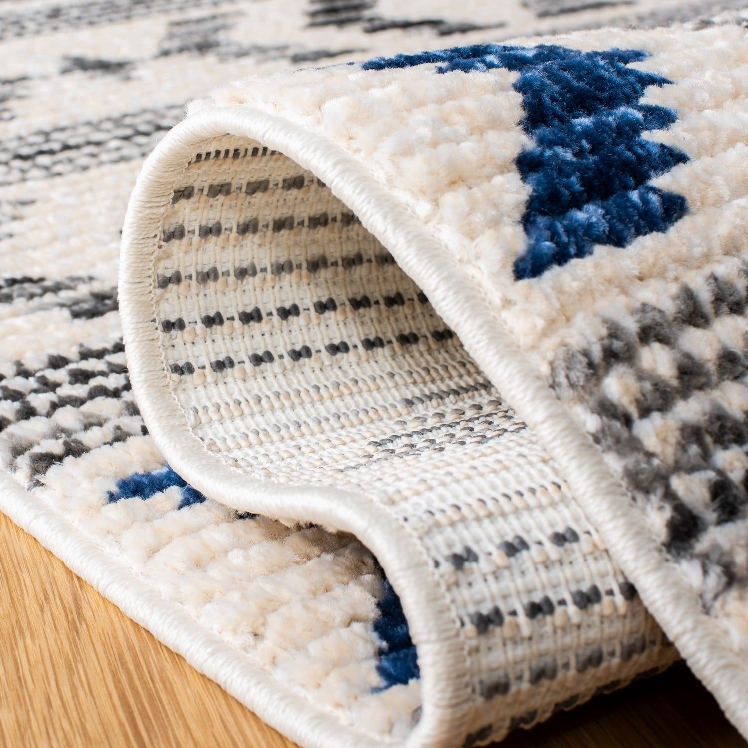 Safavieh Sedona Zoolander Geometric Striped Area Rug or Runner