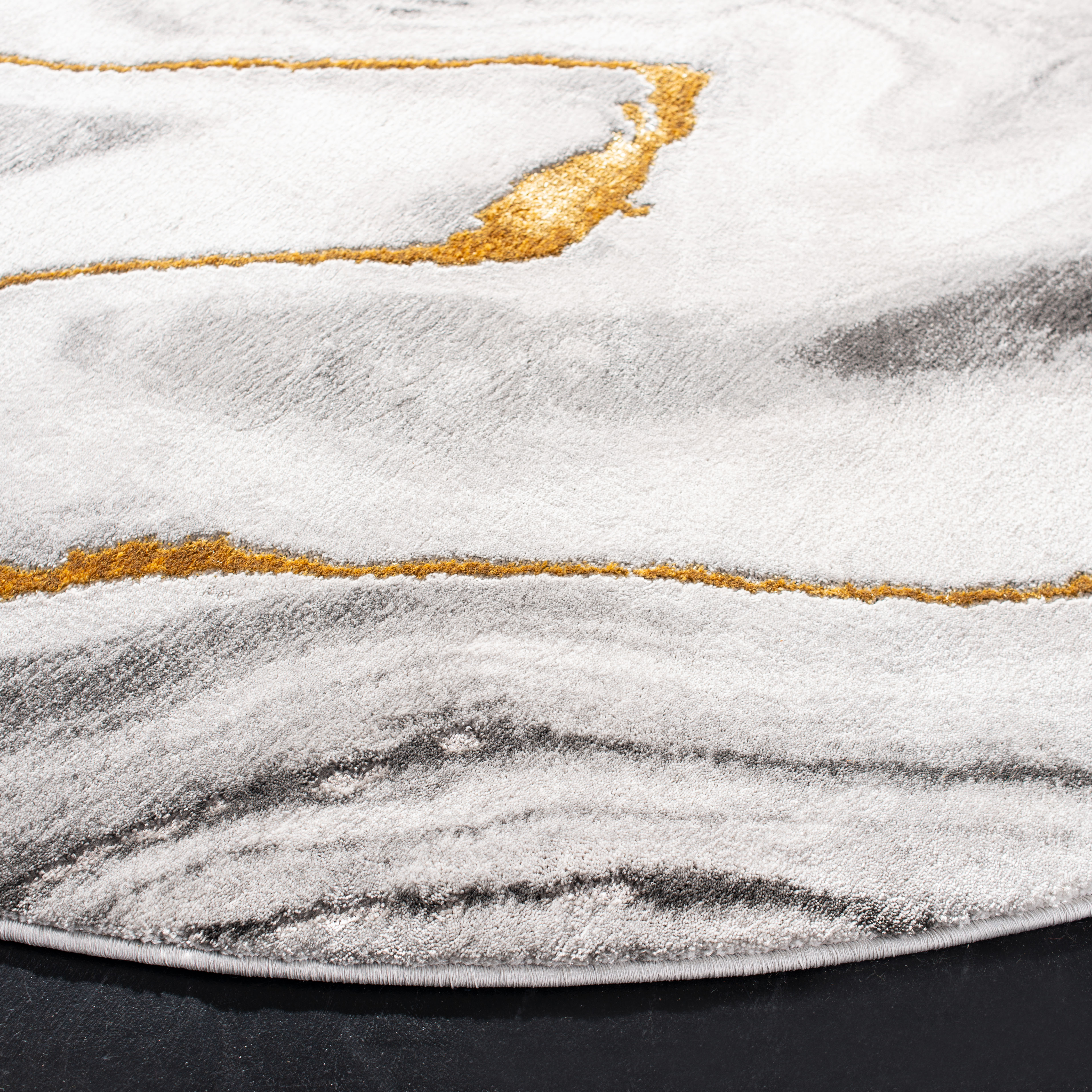 SAFAVIEH Craft Angjelko Abstract Area Rug, Grey/Gold, 5'3" x 5'3" Round