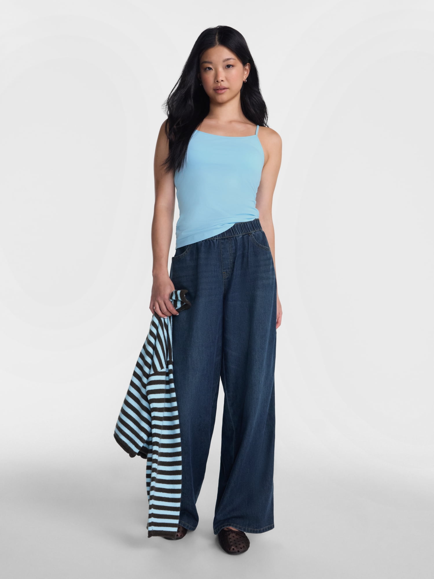 No Boundaries Cropped Cami Top with Shelf Bra, Women's XXS-XXL