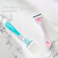 thumbnail image 3 of Gillette Venus Sensitive, 15 Rastrillos para Piel Sensible. Rosa, Contempor&aacute;neo, Mujeres con piel sensible, 3 of 5