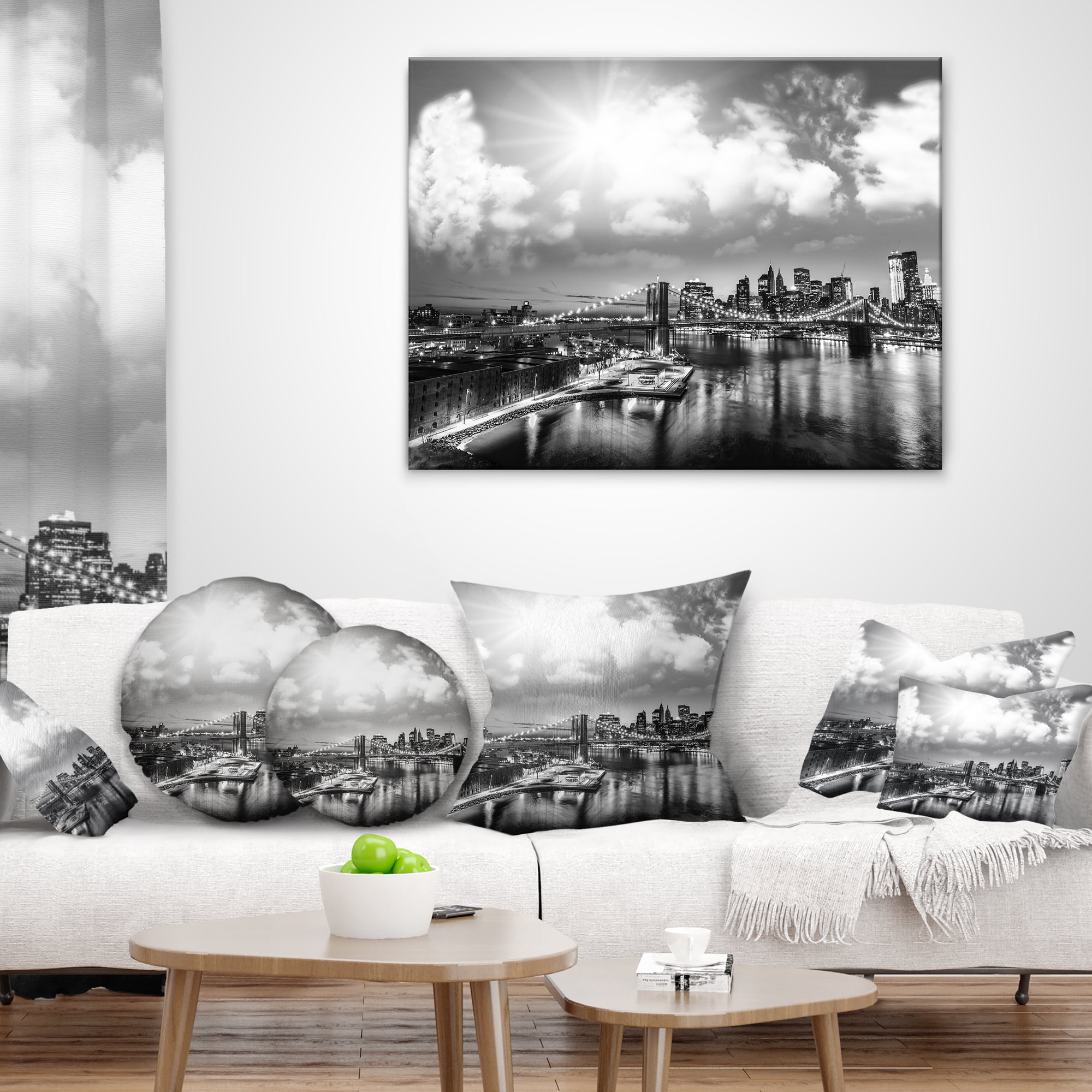 Designart Amazing Night in New York City - Cityscape Photo Throw Pillow - 18x18