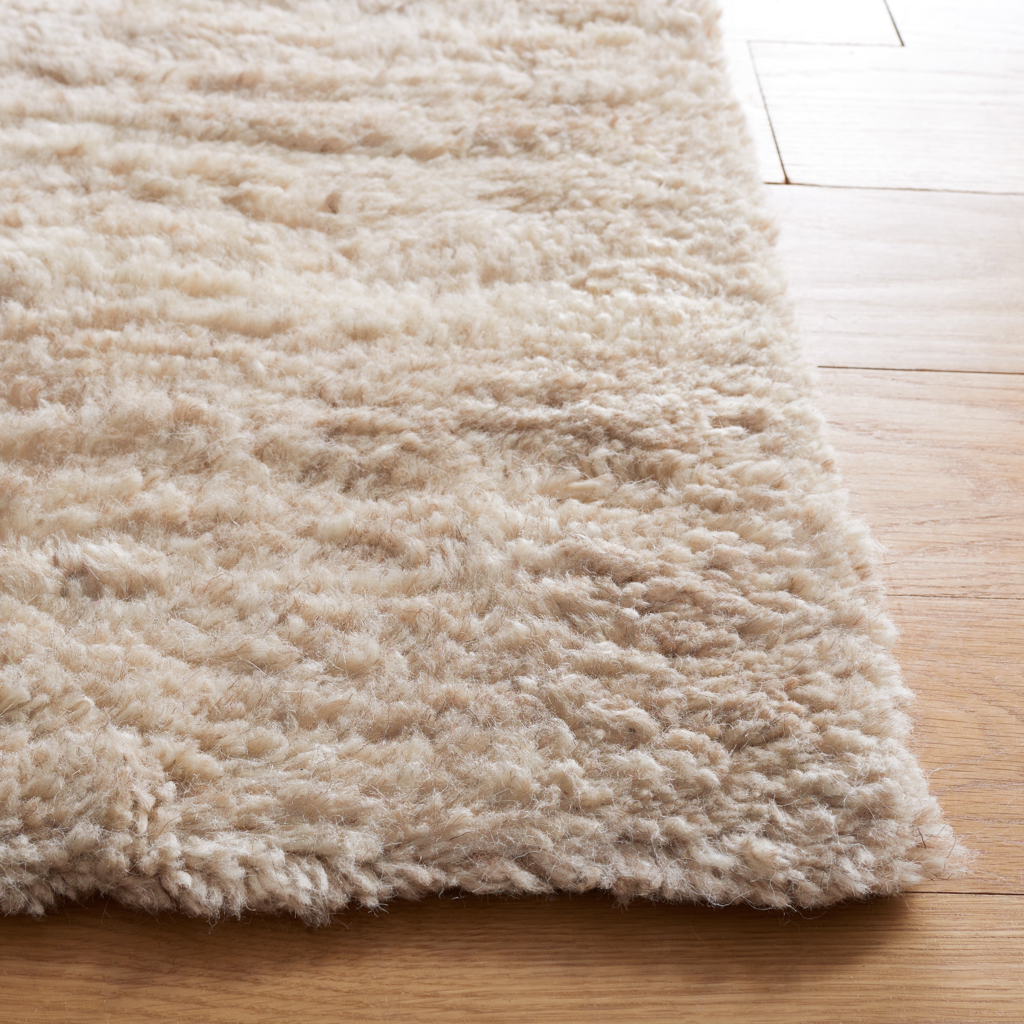 SAFAVIEH Casablanca Eugene Solid Runner Rug, Beige, 2'3" x 9'