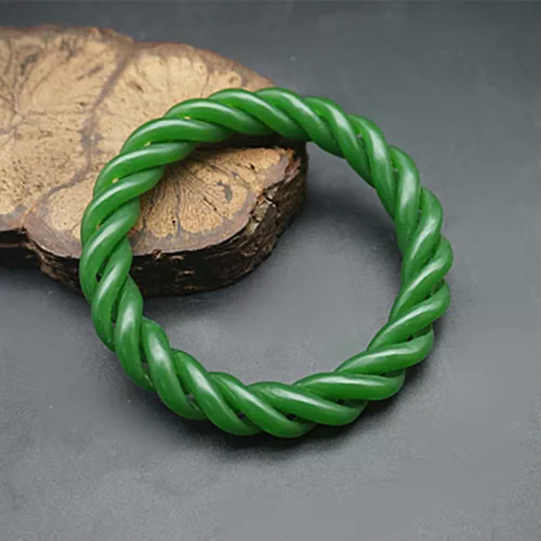 HOOUN Natural Green Jade Jasper Bangle Women Lucky Spiral Twist Bracelet