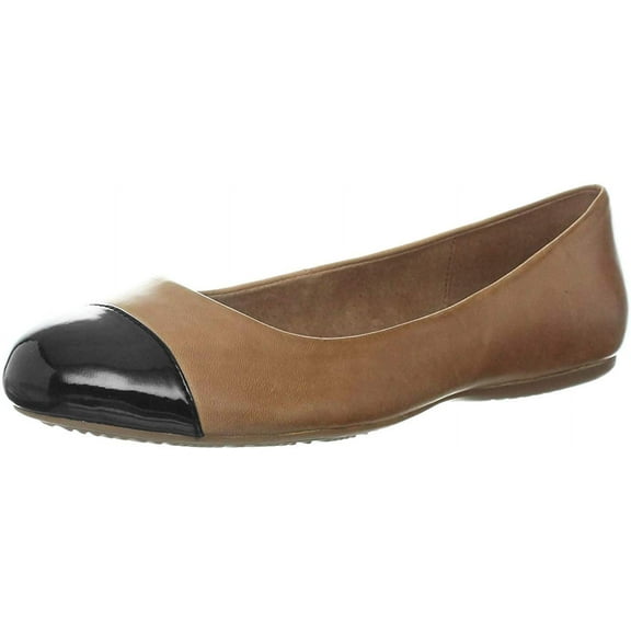 SoftWalk Womens Napa Ballet Flat