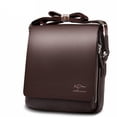 thumbnail image 1 of Bolso bandolera de piel para hombre con estilo bandolera, 1 of 1