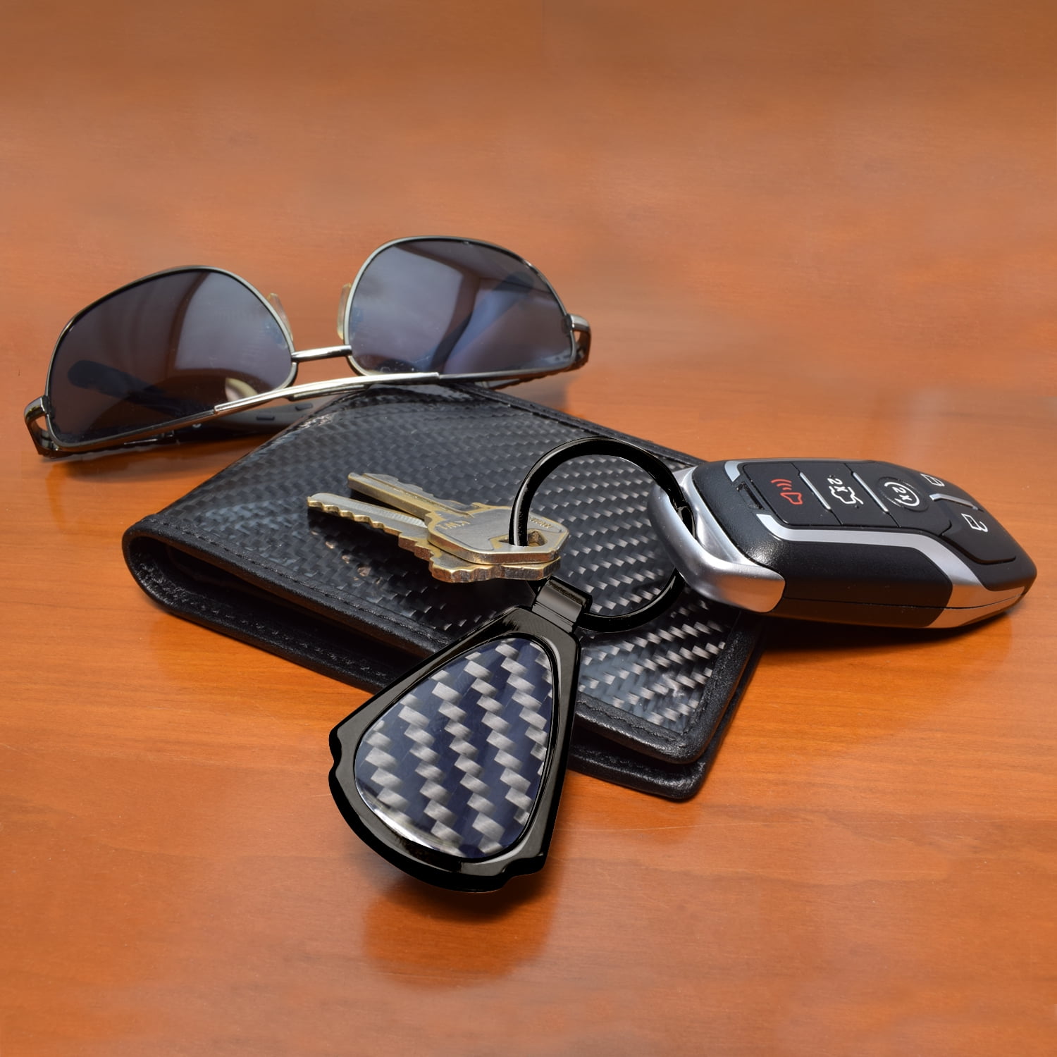 iPick Image for Chevrolet Corvette C7 Real Black Carbon Fiber Gunmetal Black Teardrop Key Chain, Official Licensed