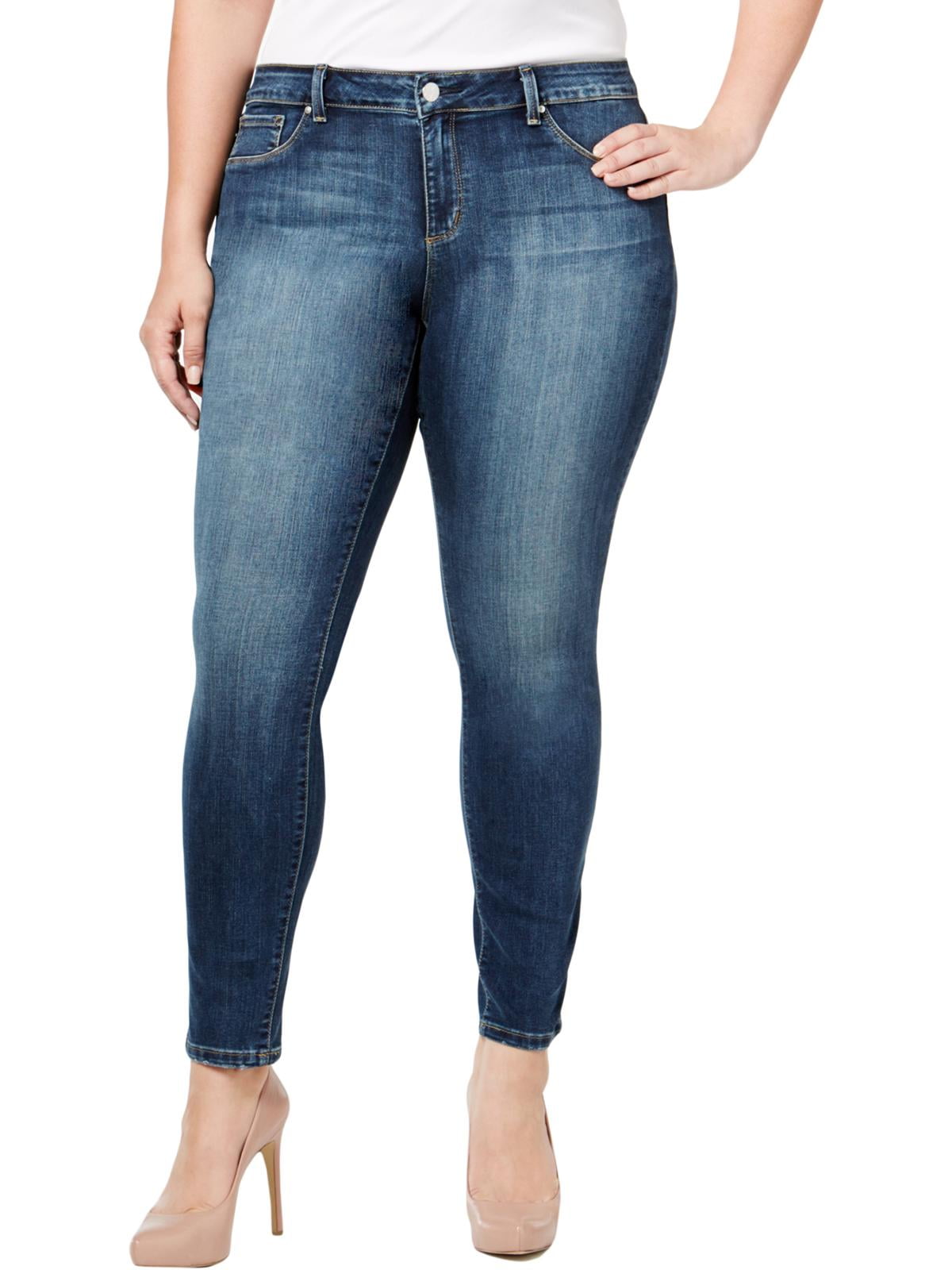 Jessica Simpson Women's JD KISS ME 