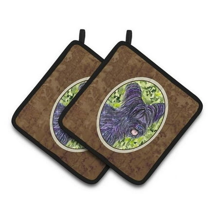

Skye Terrier Pair of Pot Holders 7.5 x 3 x 7.5 in.