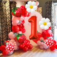 thumbnail image 4 of Set Corabsar de globos con forma de fresa para decoración de cumpleaños para niñas, 4 of 7