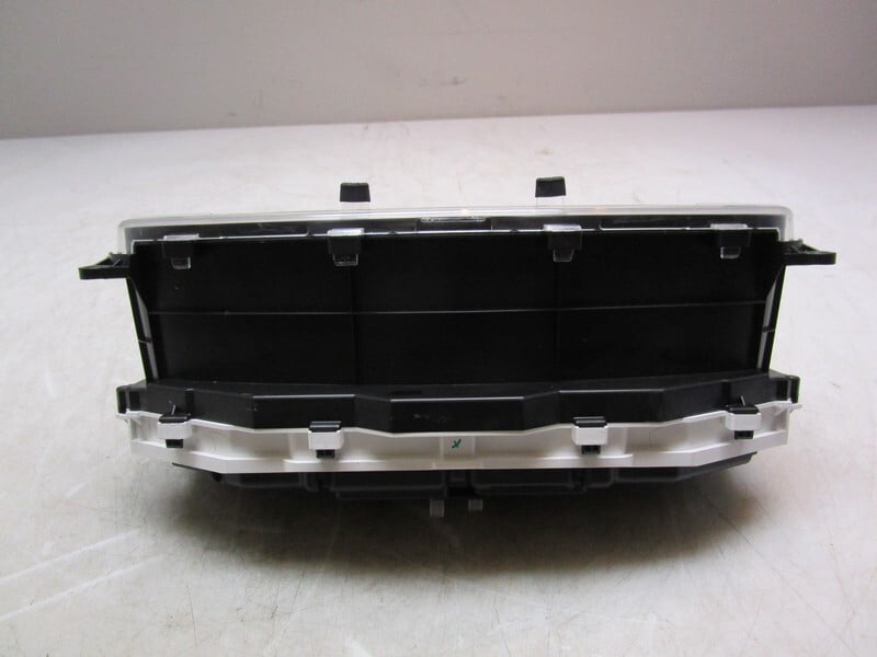 Pre-Owned 2021 Toyota Corolla Speedometer Gauge Cluster MPH OEM - Verify Specific Vehicle Fitment In Description - (Good)
