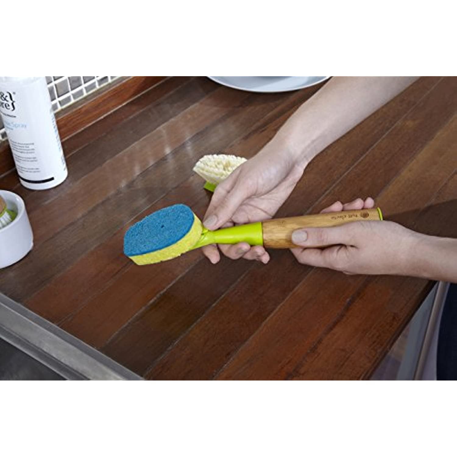 Suds Up Soap-Dispensing Dish Brush Green - New Kitchen Store