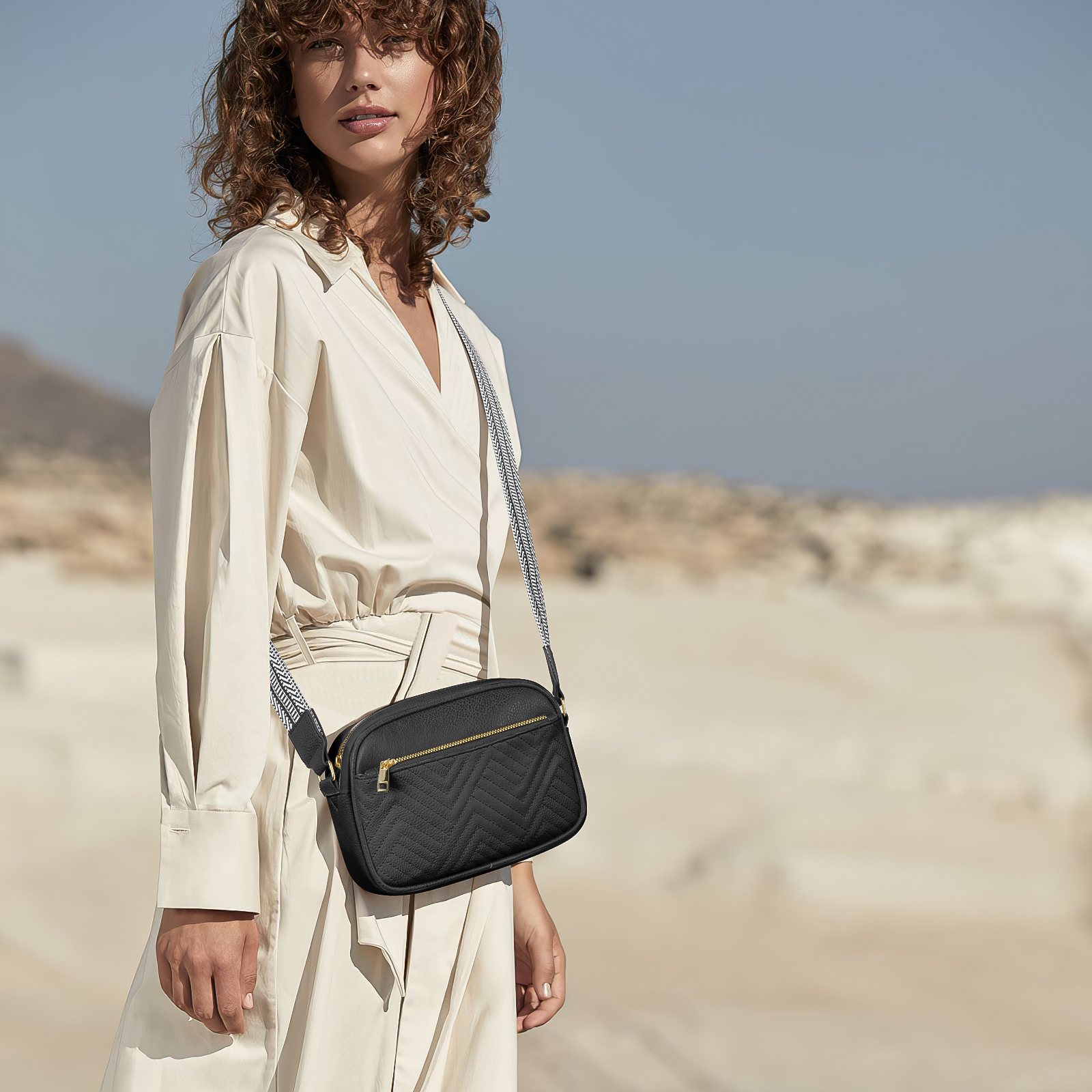 Dakomm Quilted Vegan Leather Crossbody Bag photo 6