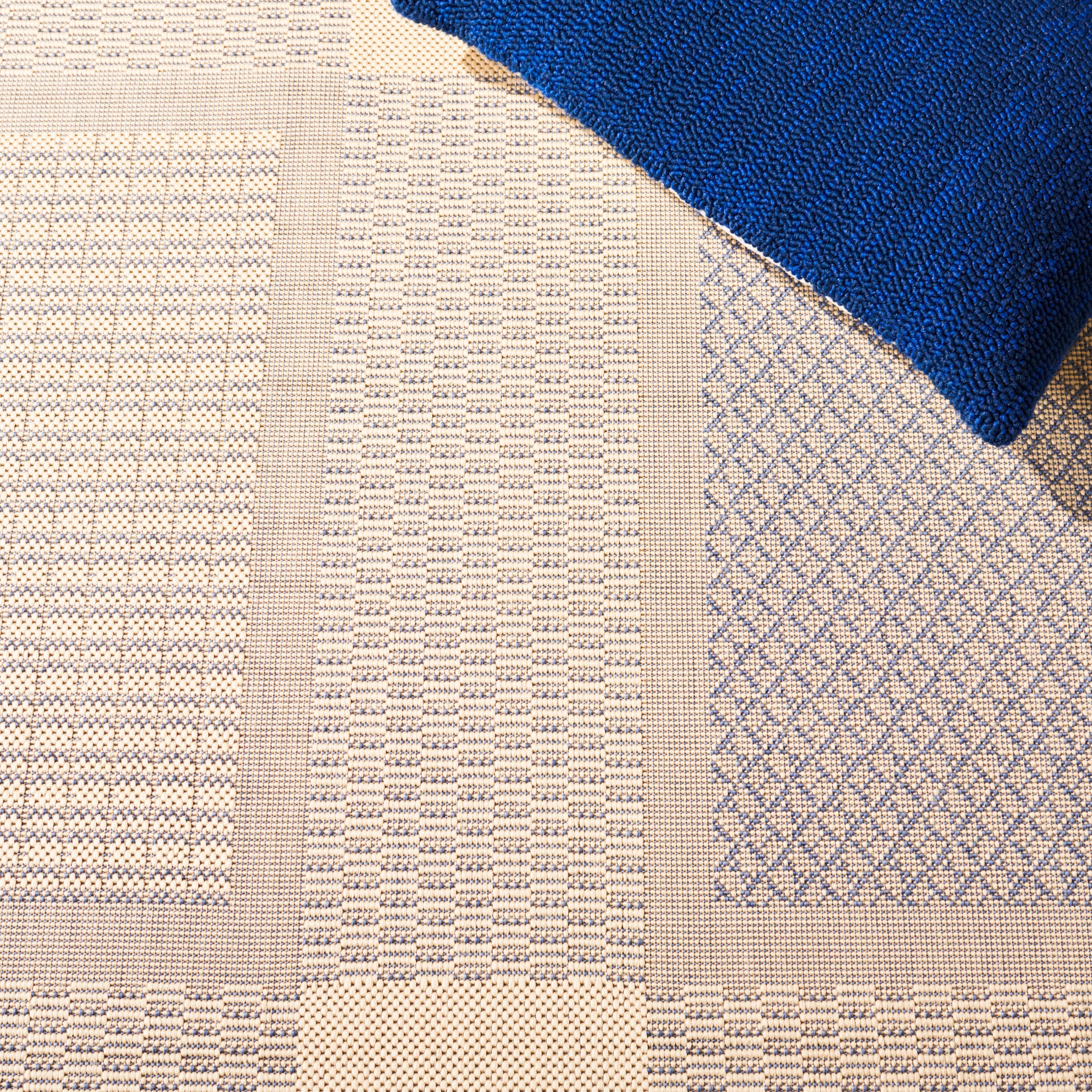 Safavieh Courtyard Eileen Geometric Indoor/Outdoor Area Rug, Natural/Blue, 6'7" x 6'7" Round