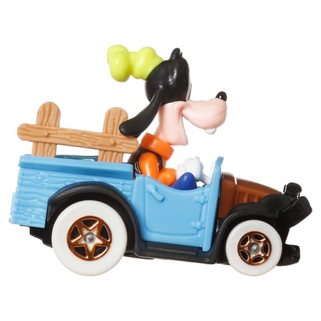 Hot Wheels RacerVerse Die-Cast Cars, Set of 2 Toy Vehicles with Character Drivers Optimized for RacerVerse Track (Styles May Vary)