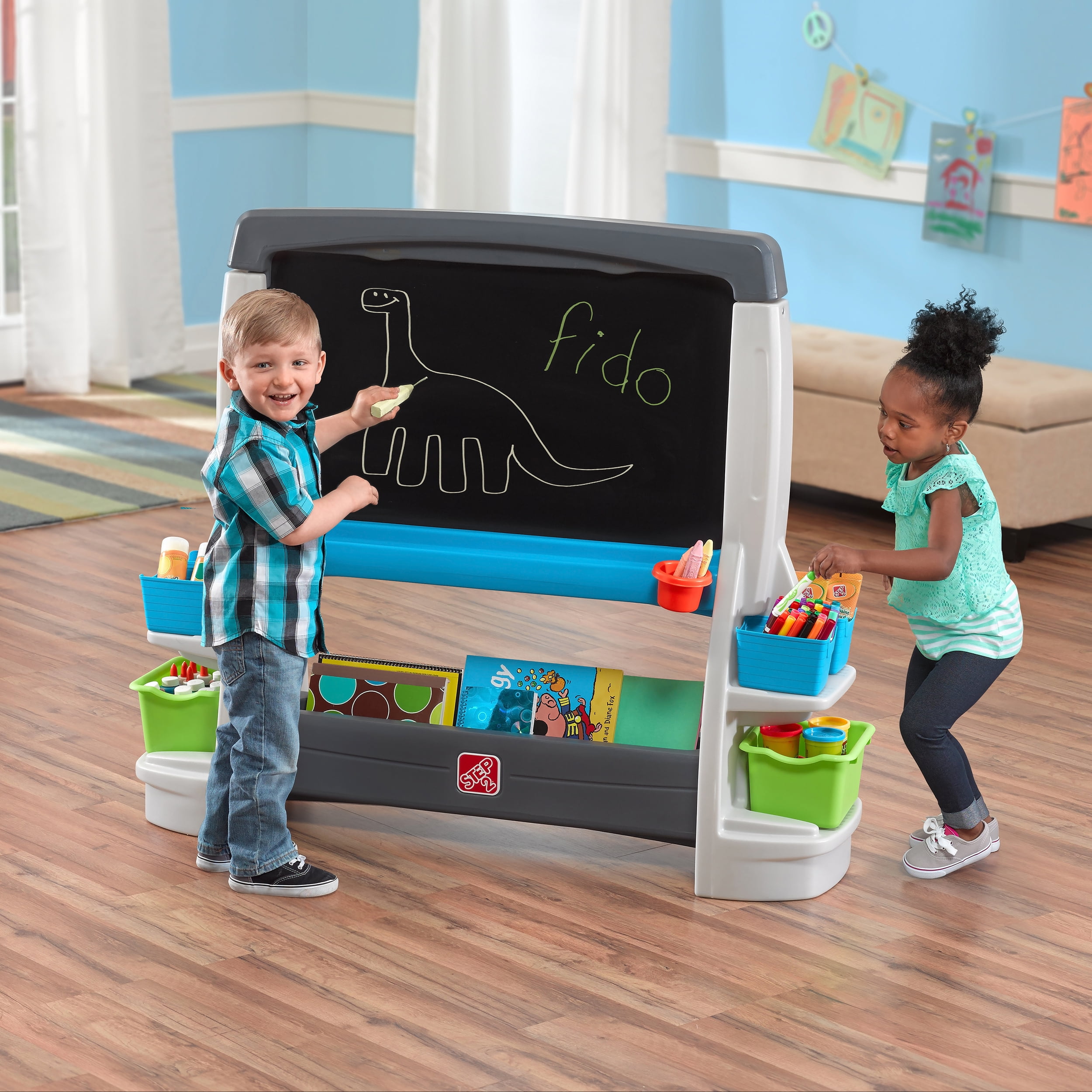 Step2 Jumbo Art Easel Double-Sided Plastic Toddler Chalkboard and Whiteboard