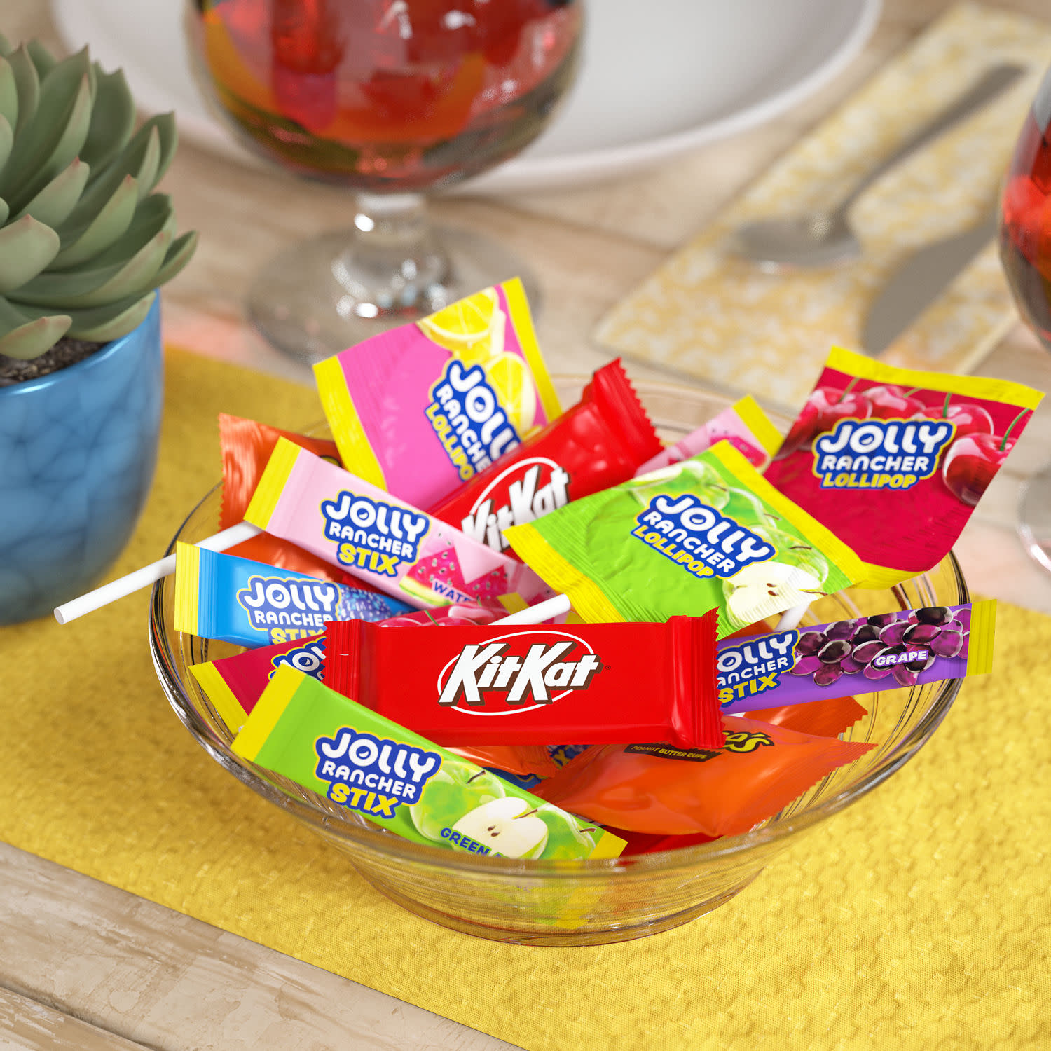Jolly Rancher, Kit Kat & Reese's Snack Size Pack, 25.4 oz photo 6