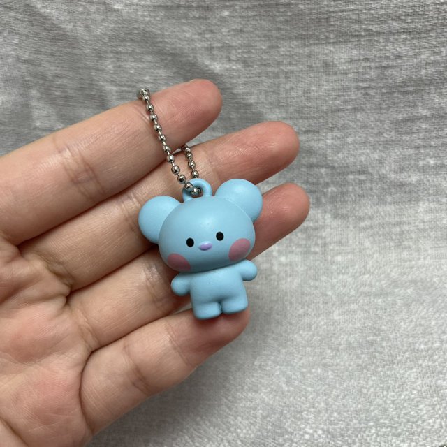 LLavero de resina de dibujos animados Kawaii Bt21, adorno colgante de Animal de Anime k-pop Tata Cooky Chimmy Koya Mang Shooky, Corea Bt21