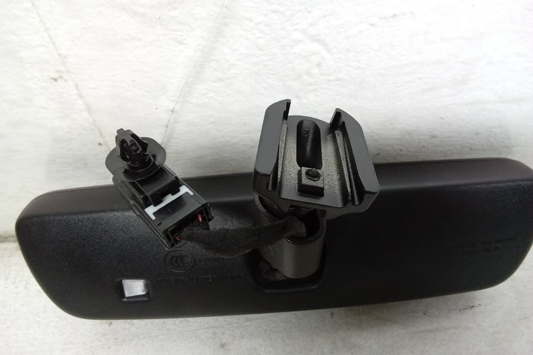 Pre-Owned 17 2017 Toyota Highlander Interior Rear View Mirror OEM - Verify Specific Vehicle Fitment In Description - (Good)