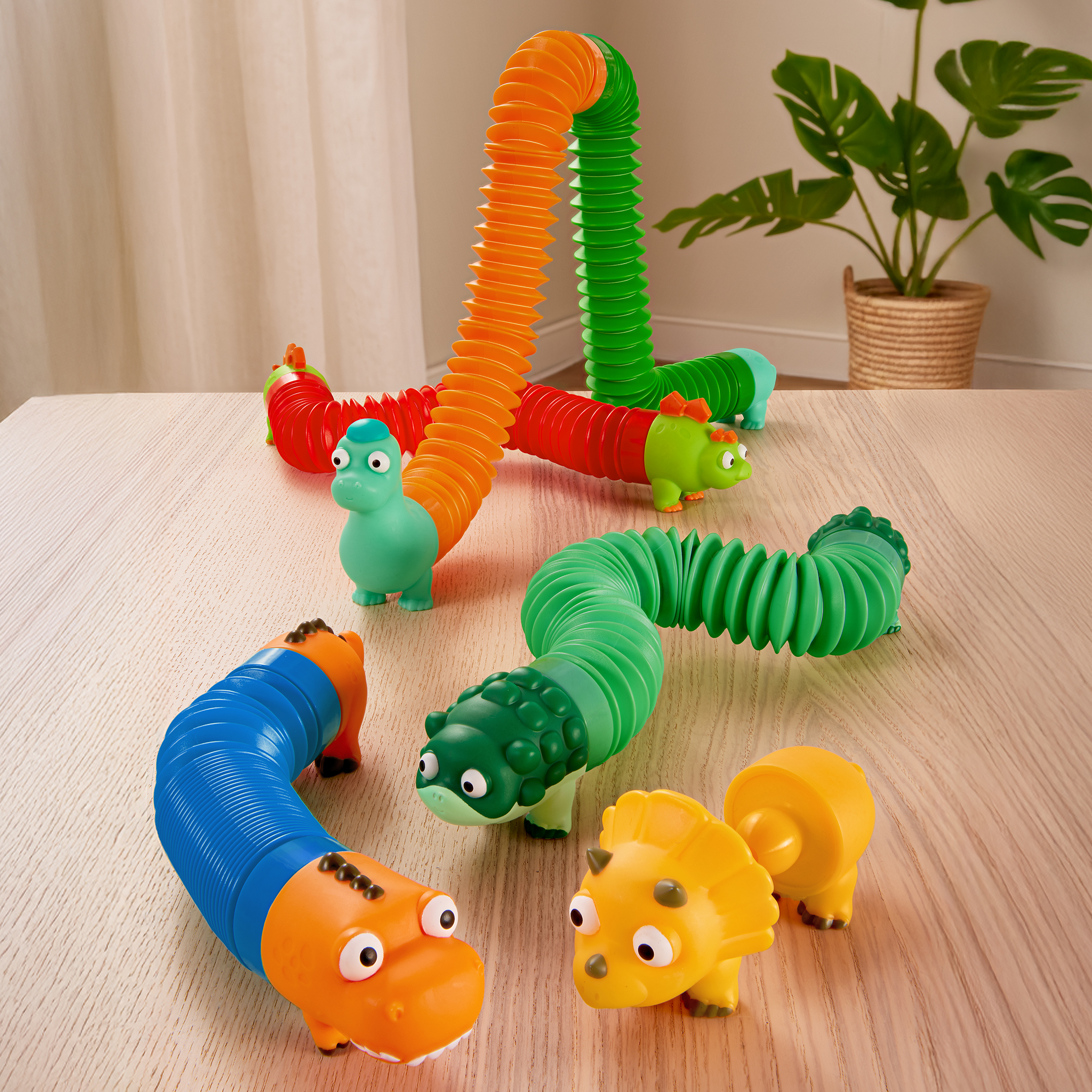 Battat Li'l Dino Buddies Tubos Sensoriales de Dinosaurios 15 Piezas, Juguetes para Niños Pequeños y Preescolares de 2 Años o Más 5