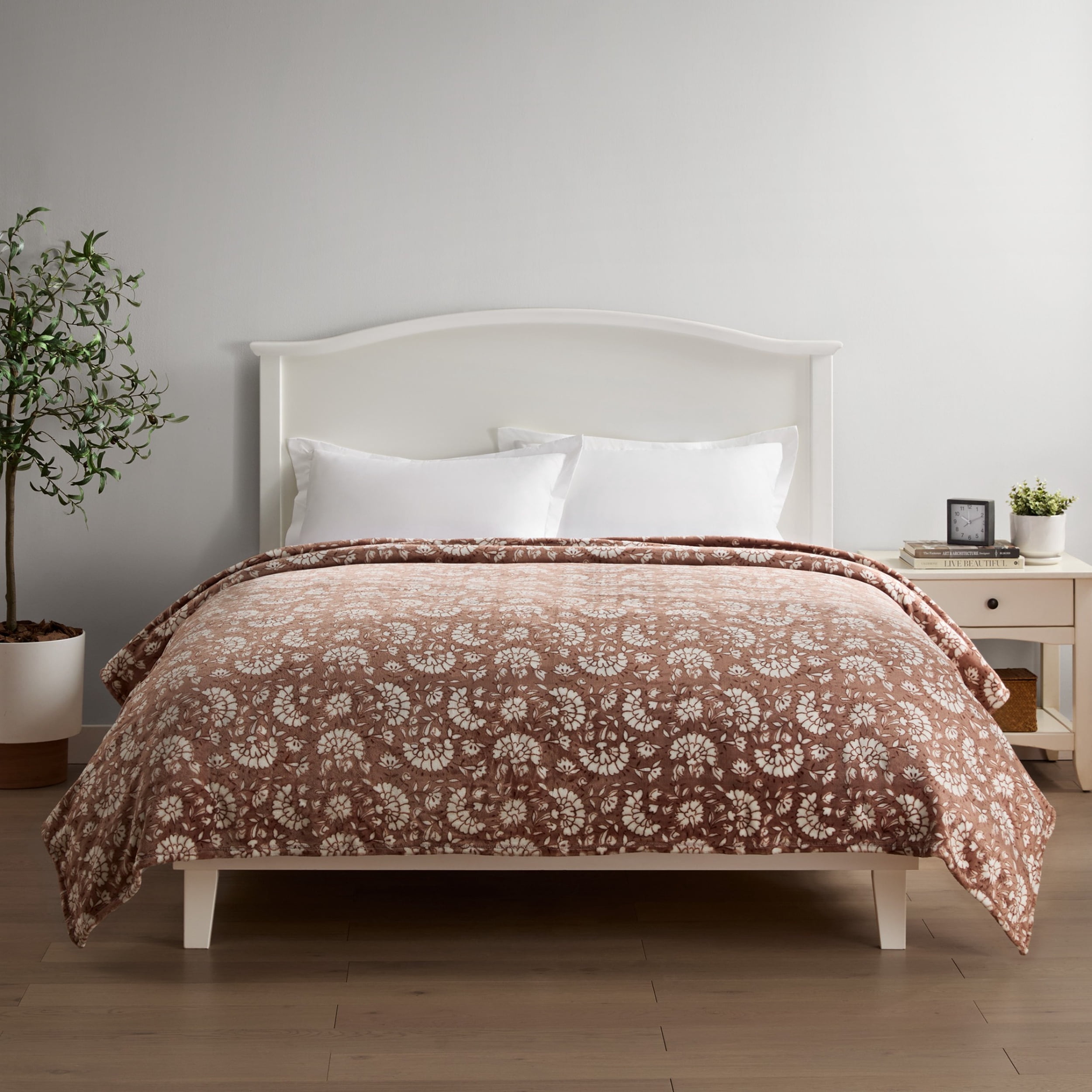 Mainstays Velvet Plush Bed Blanket, Mocha Floral, King Size