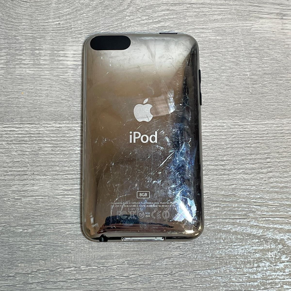 Pre-Owned Apple iPod Touch (2nd Gen), 32GB