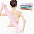 thumbnail image 1 of Tiras largas de nailon frotando toalla de baño, baño antirrayas y espuma frotando abundantemente la tira trasera, el adulto va al baño de piel muerta frotando, 1 of 5