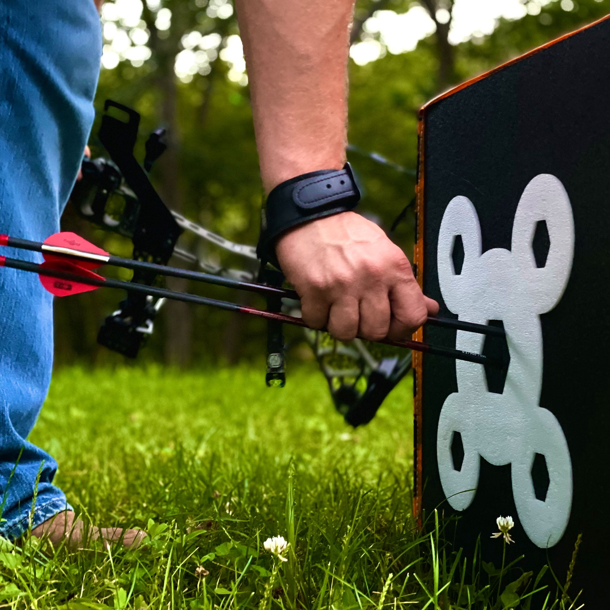 Morrell Yellow Jacket 380 FPS Crossbow Cube Targets w/ Carry Handle, 4 Pack