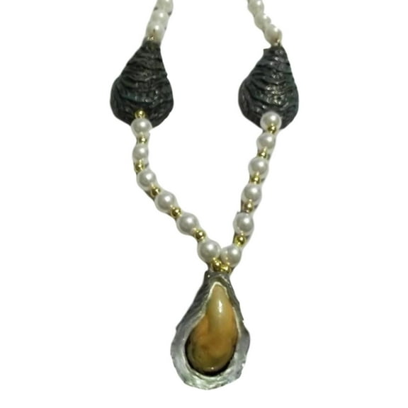 3 Oyster Pearl Mardi Gras Beads Party Favor Necklace