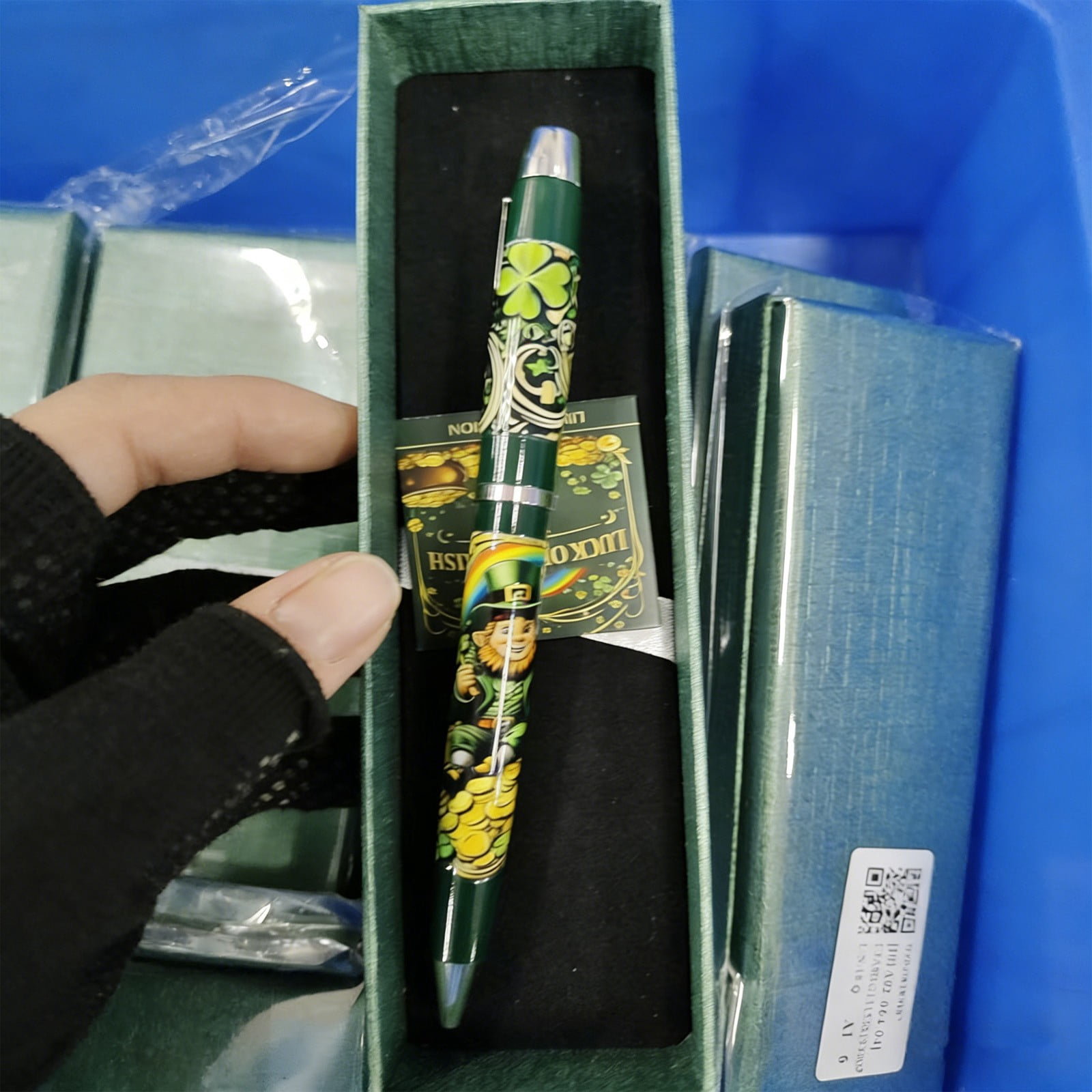 Irish Pen with Celtic Design | Traditional Irish Pattern Ballpoint Pen | Smooth Writing Pen for Home Office School | Lightweight Plastic Pen for Writing Note-Taking Document Signing