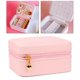 thumbnail image 5 of Pequeño organizador de joyas con dos ganchos para guardar pulseras, perfumes y anillos. Rosado, 5 of 9