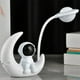thumbnail image 1 of Fiudx Lámpara de Astronauta, Lámpara de Mesa Led Única con Diseño de Astronauta, Recargable E Inalámbrica, Iluminación Que Cuida La Vista, Decoración Moderna para El Hogar, Luz de Noche y Lámpara de, 1 of 6