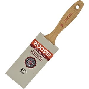 Wooster 4176 2-1/2" Ultra/Pro Sable Firm Varnish Brush