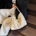 thumbnail image 1 of Bolso de viaje de gran capacidad para mujer, nuevo estilo 2025, bolso de hombro sencillo y versátil de alta gama, bolso de mensajero de clase estudiantil, 1 of 5